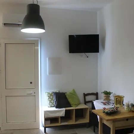 Atena Baia Cornino *